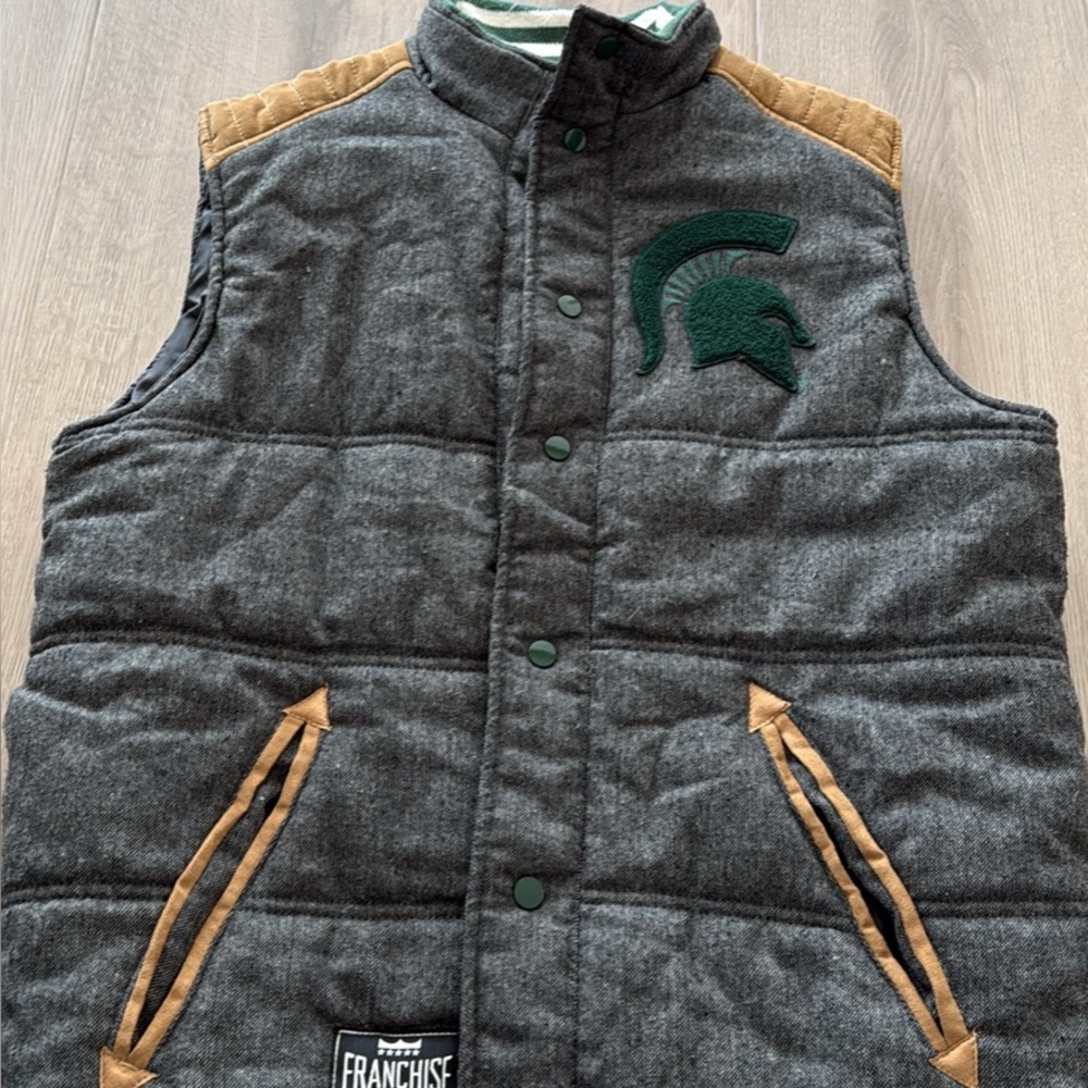 Michigan State Quilted Vest with Green Logo men’s XL